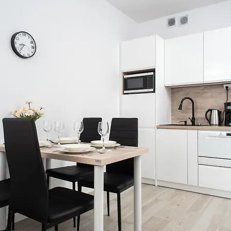 Apartament Sea Holiday Kolobrzeg Exterior photo